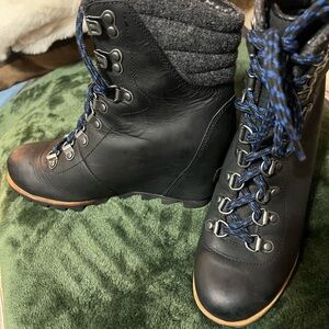 Sorel Wedge Boots